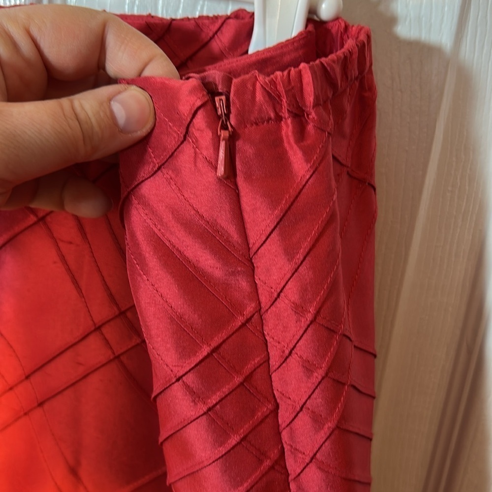 Talbots petite pure silk textured taffeta red midi length skirt size 16 WP - Picture 5 of 9